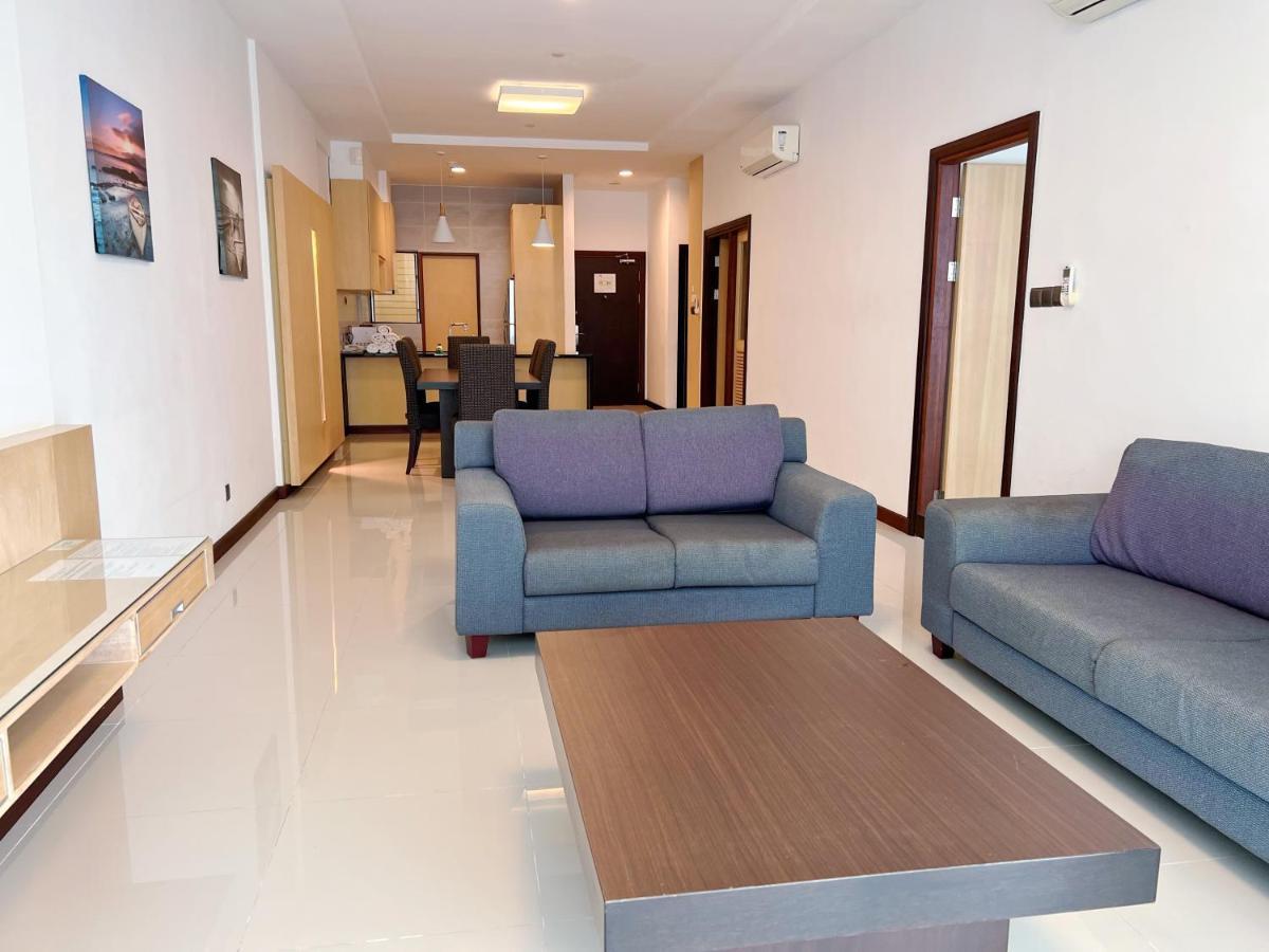 Imperial Grand Suite Apartment Kuching Exteriér fotografie